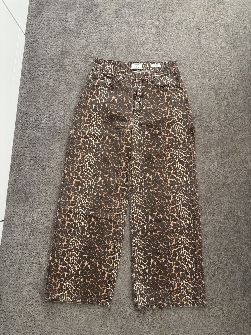 Cotton On Super Baggy Leopard Print Jeans - Brown Black
